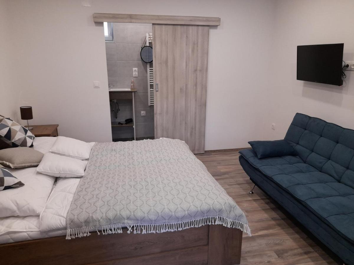 Adamko Borkert Haz Bed & Breakfast Villany Luaran gambar