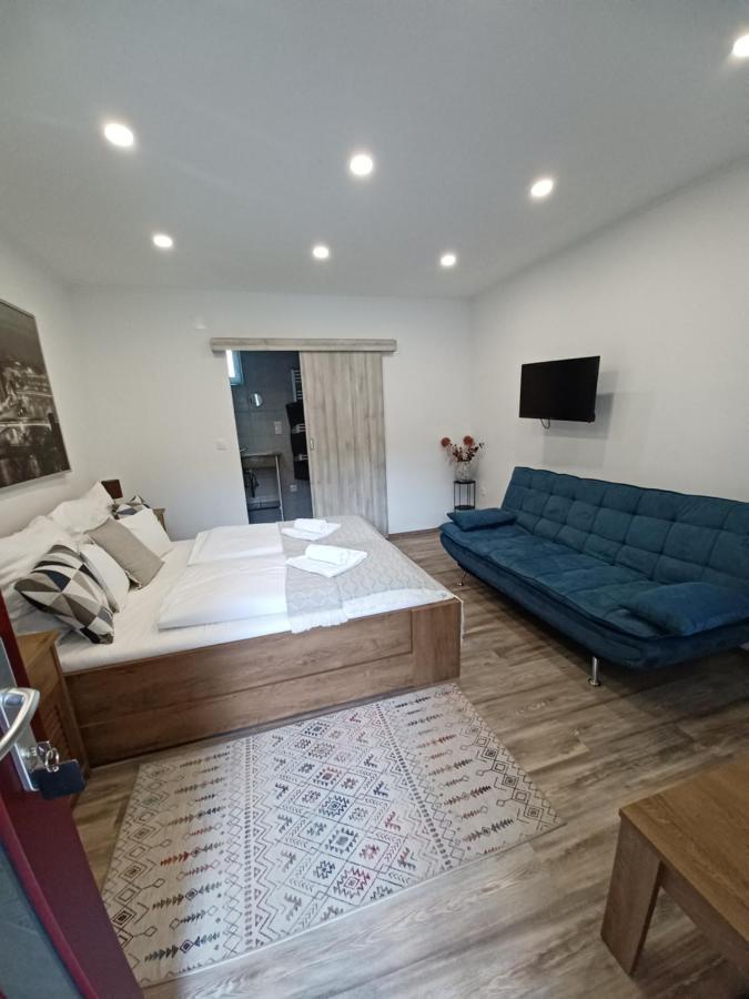 Adamko Borkert Haz Bed & Breakfast Villany Luaran gambar
