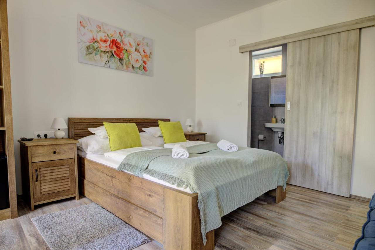 Adamko Borkert Haz Bed & Breakfast Villany Luaran gambar