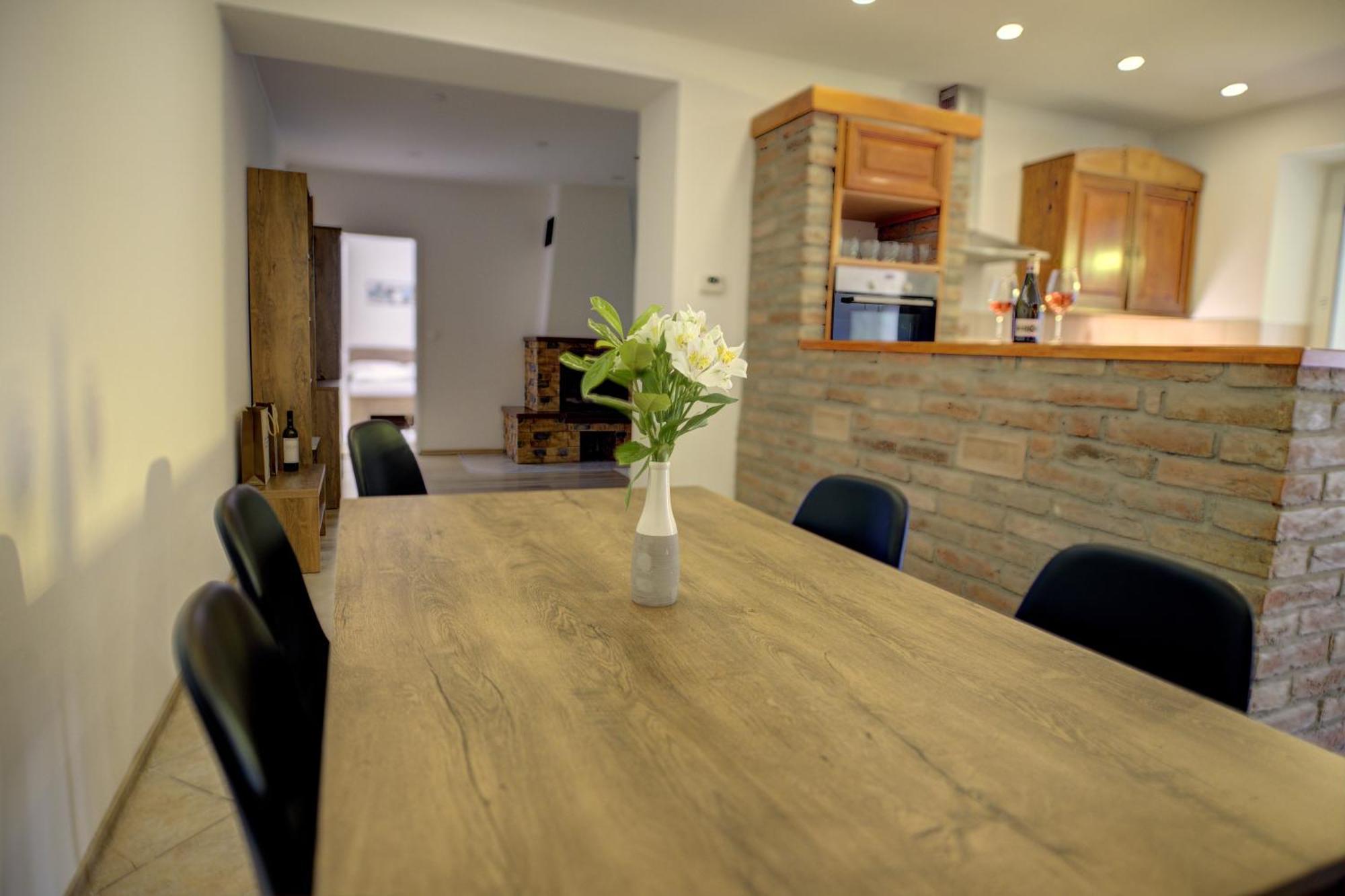 Adamko Borkert Haz Bed & Breakfast Villany Luaran gambar